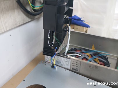 台式商用凹面电磁炉实拍图