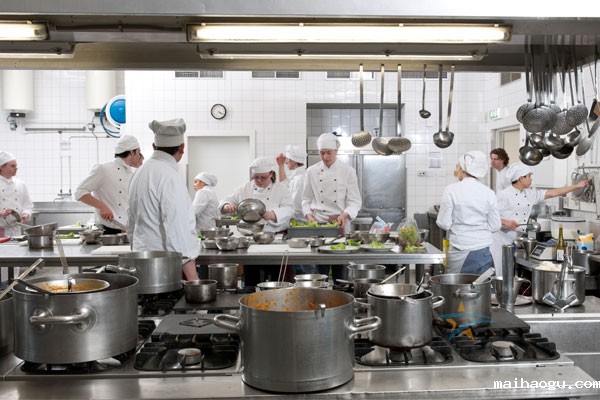 饭店厨房怎样去节约 饭店厨房怎样去节约