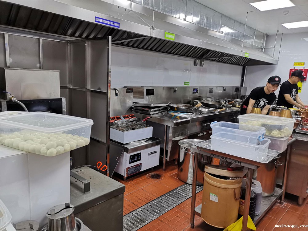 老佛爷铜炉蛙锅连锁餐饮厨房工程中央主厨