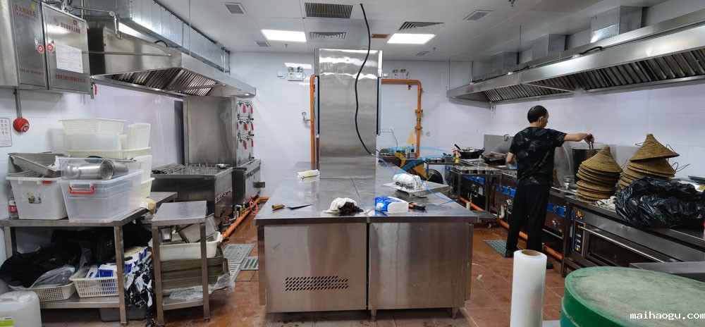 云海肴厨房主厨区