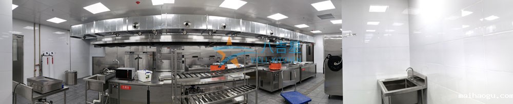 广州方邦电子员工食堂厨房全景图
